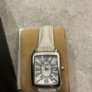 Giantto woman’s watch